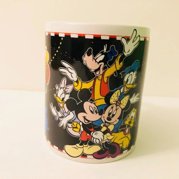 Disney Characters Mug Danawares Cup Mickey Mouse Minnie Donald Duck Goofy - Picture 6 of 13